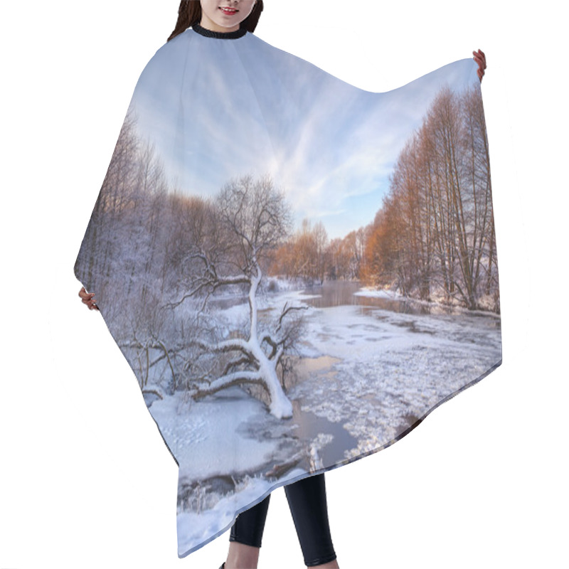 Personality  A Beautiful European Winter Landscape With A Frozen River, A Cloudy Sky And A Lonely Fallen Tree. Lonely Fallen Tree On The Background Of The Frozen, Icy River At Sunset. Belarus, Europe Hair Cutting Cape