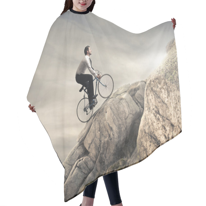 Personality  Businessman Riding A Bike Hair Cutting Cape