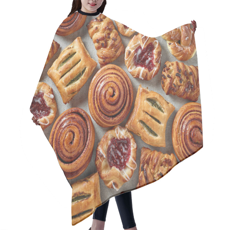 Personality  Various Freshly Baked Buns Hair Cutting Cape