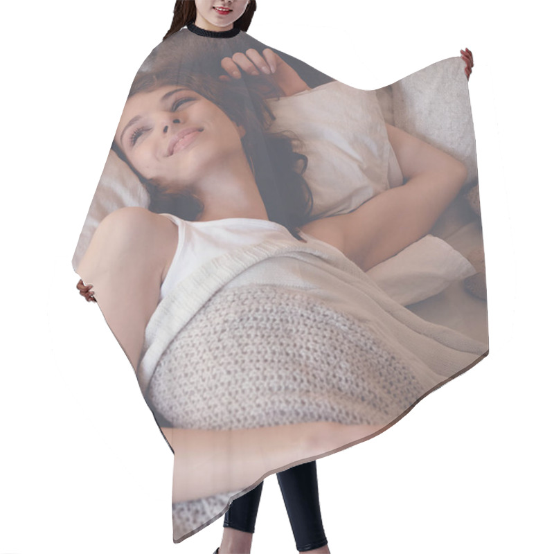 Personality  Young Woman Sleeping In Bed Hair Cutting Cape