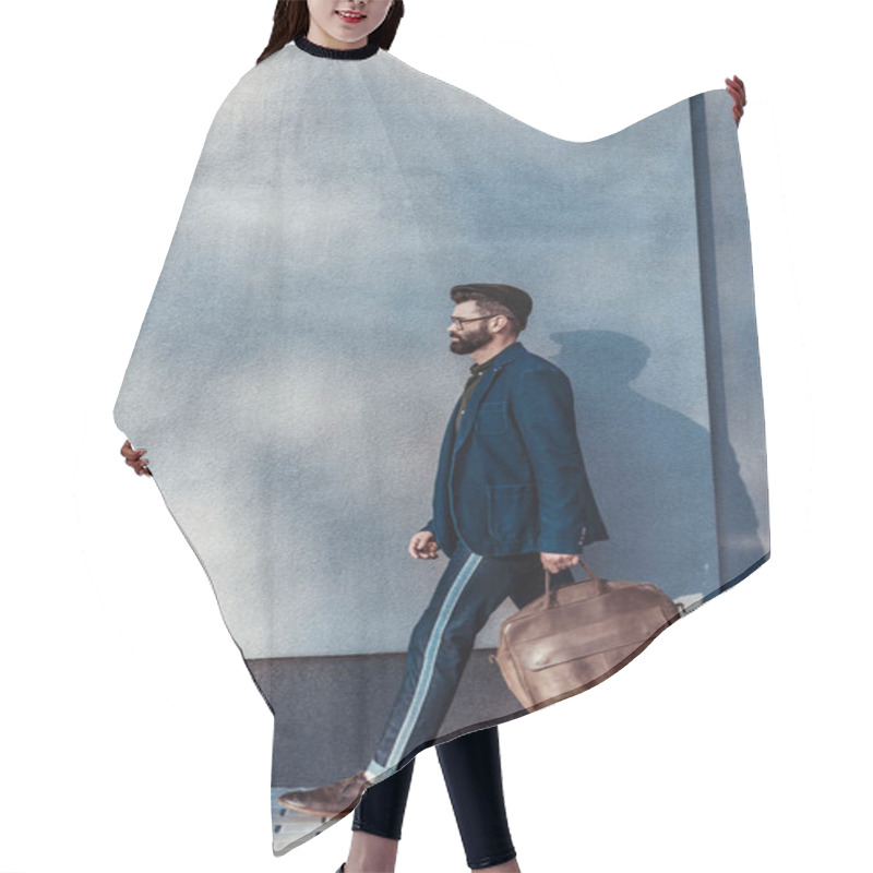 Personality  Handsome Bearded Man In Glasses Walking And Holding Bag Hair Cutting Cape