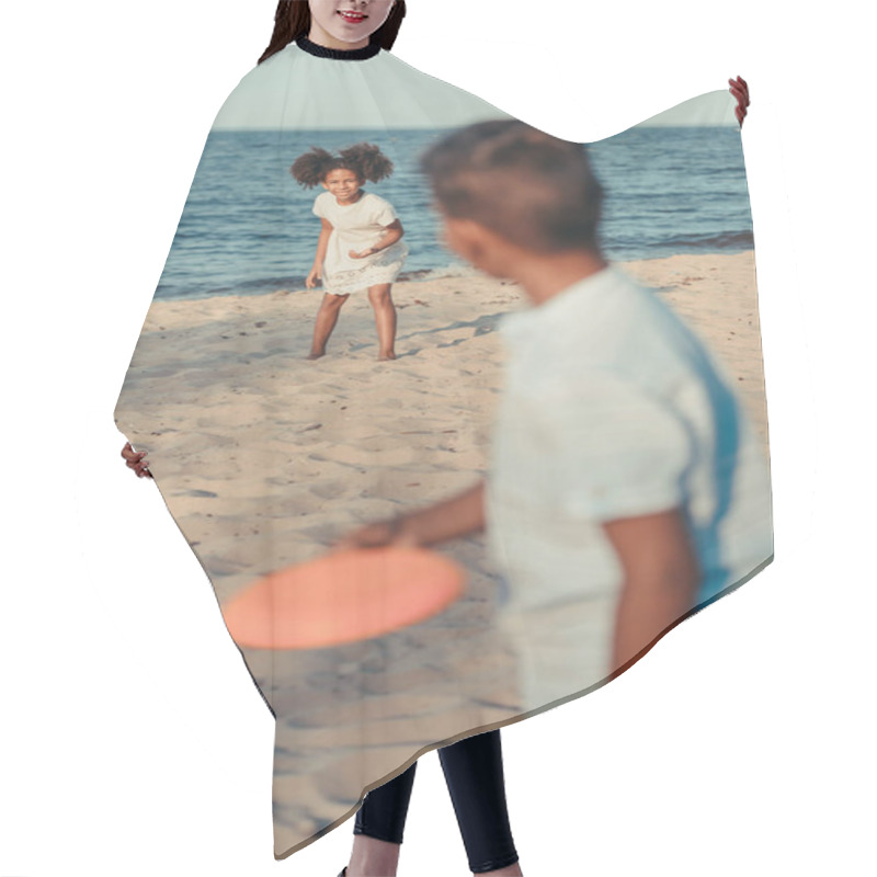 Personality  Siblings Playing With Flying Disk On Beach Hair Cutting Cape