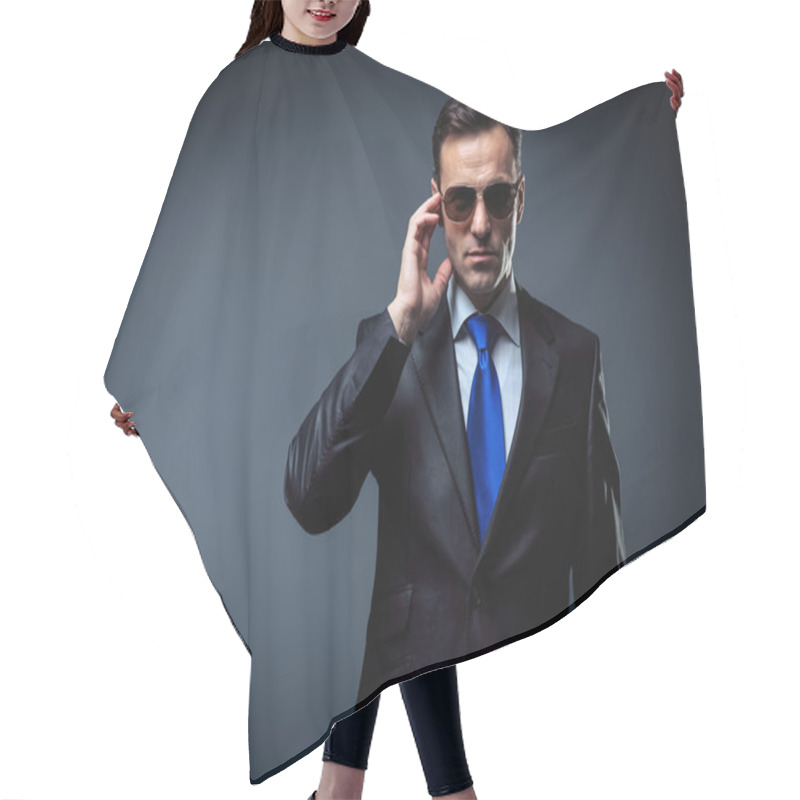 Personality  Bodyguard Hair Cutting Cape