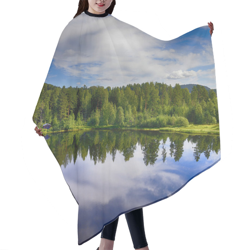 Personality  Swedish Lake Hair Cutting Cape