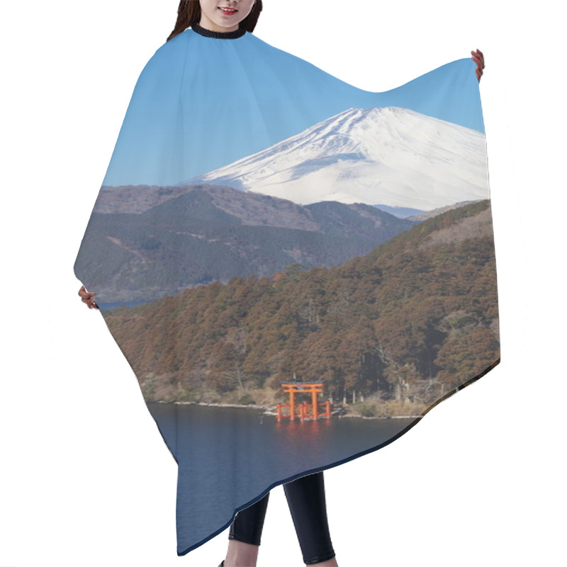 Personality  Mountain Fuji And Ashi Lake Hair Cutting Cape