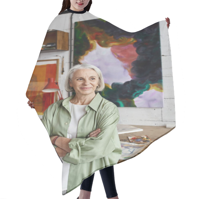 Personality  A Woman Standing Before A Captivating Painting In An Art Studio. Hair Cutting Cape