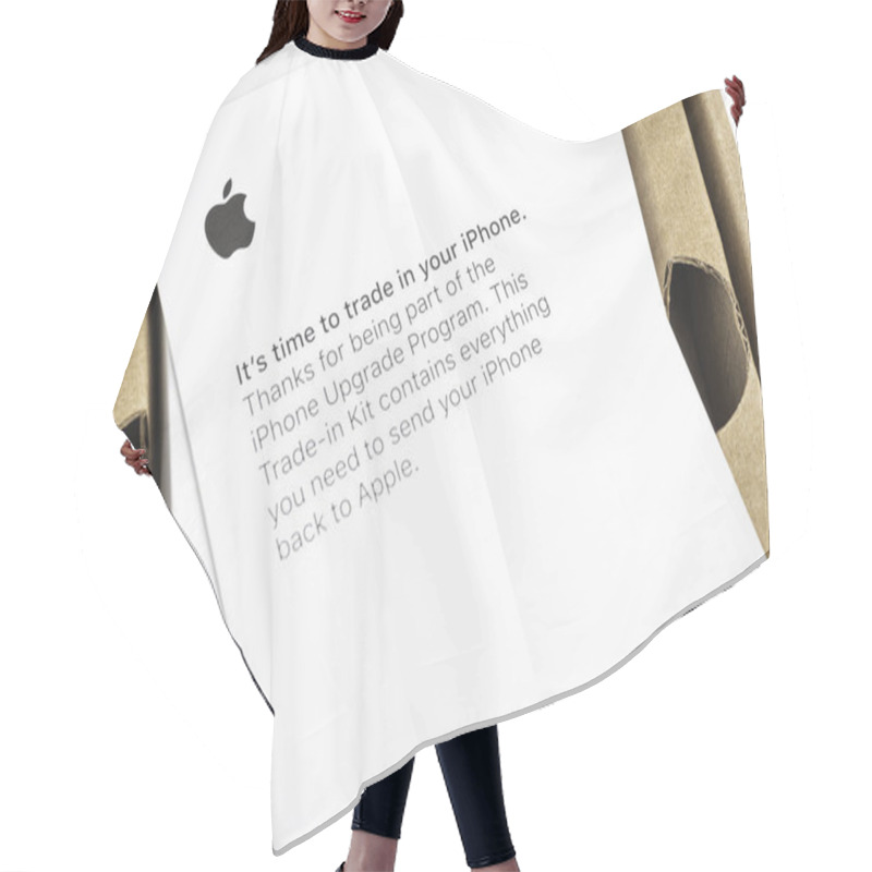 Personality  Apple IPhone Trade-In Box Hair Cutting Cape