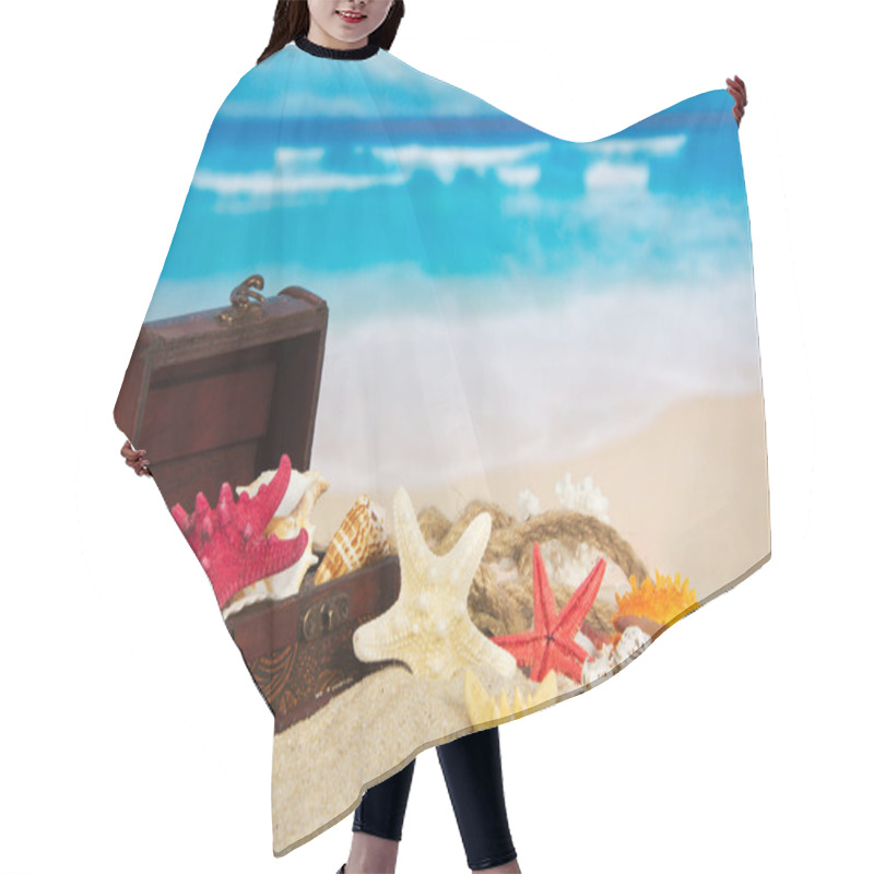 Personality  Chest With Sea Cockleshells And Stars On Sea Sand Hair Cutting Cape