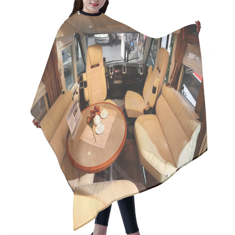 Personality  Carthago Recreational Vehicle Interior Hair Cutting Cape