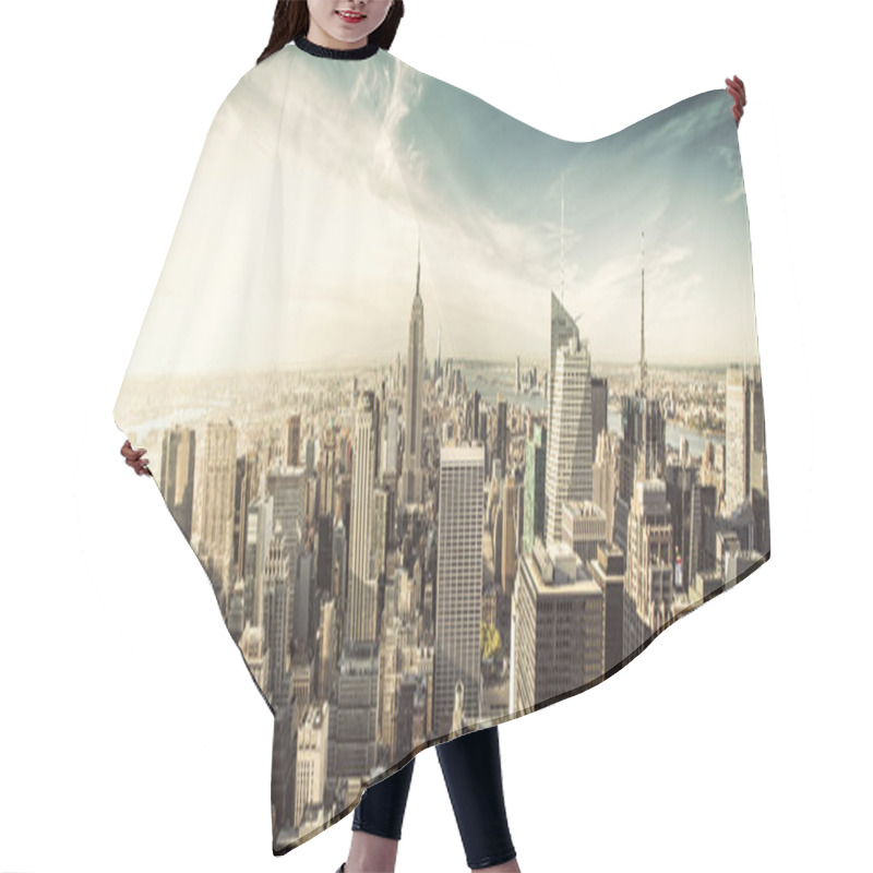 Personality  New York City Under The Fantastic Sky  Hair Cutting Cape