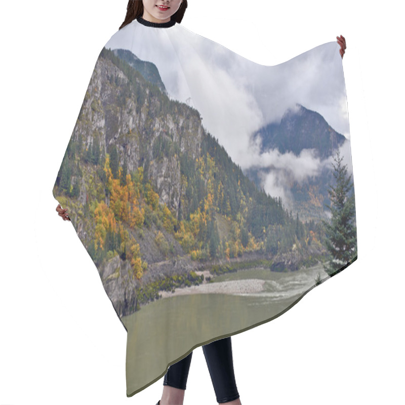 Personality  Fraser River In British Columbia, Canada Hair Cutting Cape