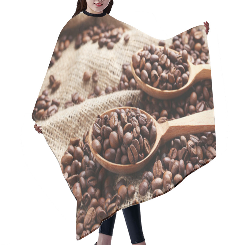 Personality  Coffee Beans In Wooden Spoon Hair Cutting Cape