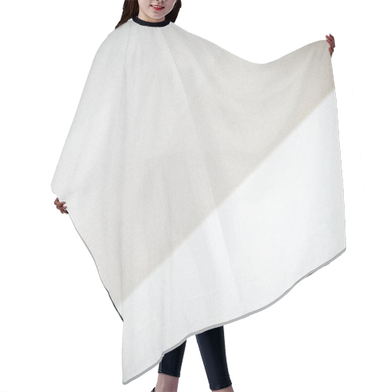 Personality  Minimalistic 4K Background With Soft Beige And White Gradients, Featuring Subtle Geometric Stripes And A Grainy Texture, Ideal For Professional Designs Hair Cutting Cape