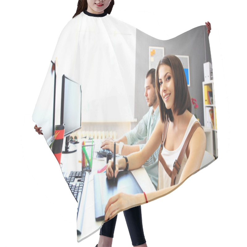 Personality  Graphic Designer Using Digital Tablet Hair Cutting Cape