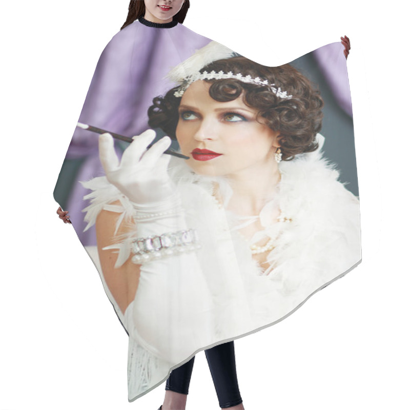 Personality  Young Flapper Lady Hair Cutting Cape