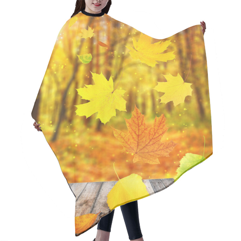 Personality  Flying Autumn Leaves Hair Cutting Cape