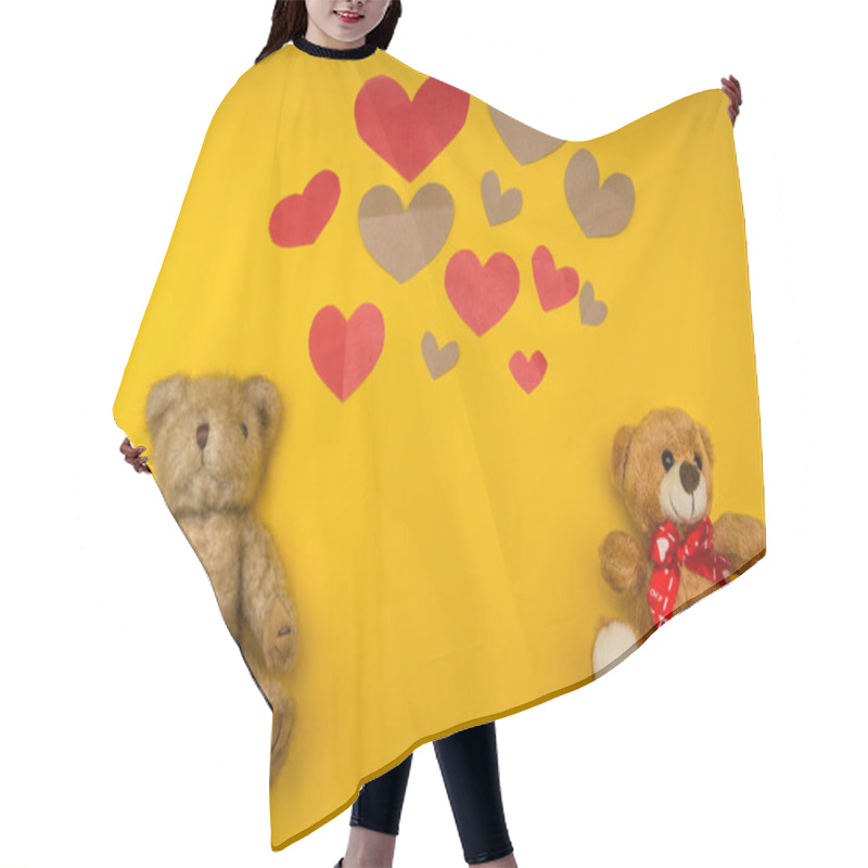 Personality  A Lot Of Hearts And Two Teddy Bears On The Yellow Background Hair Cutting Cape