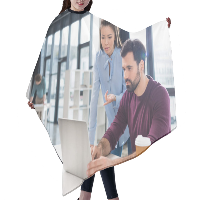 Personality  Businesspeople Working With Laptop   Hair Cutting Cape