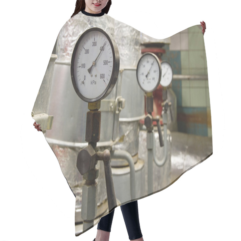 Personality  Manometer Pressure In The Boiler Room Hair Cutting Cape