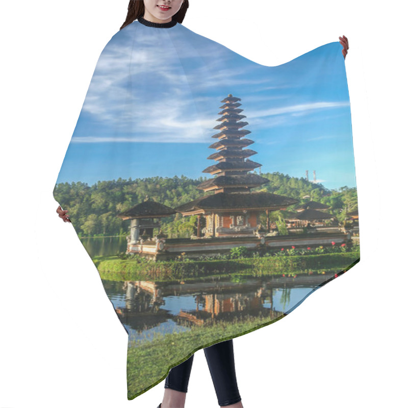 Personality  Ulun Danu Temple Hair Cutting Cape