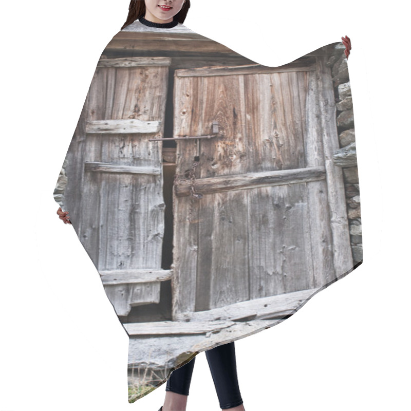 Personality  Old Door Hair Cutting Cape