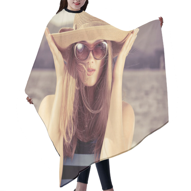 Personality  Romantic Hat Hair Cutting Cape