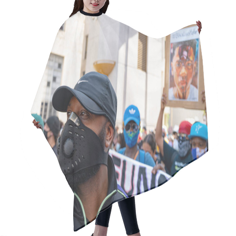 Personality  Miami Downtown, FL, USA - MAY 31, 2020: Black People Wearing Masks On Demonstrations. Black Lives Matter. Many American People Went To Peaceful Protests In The US Against The George Floyd Death. Hair Cutting Cape