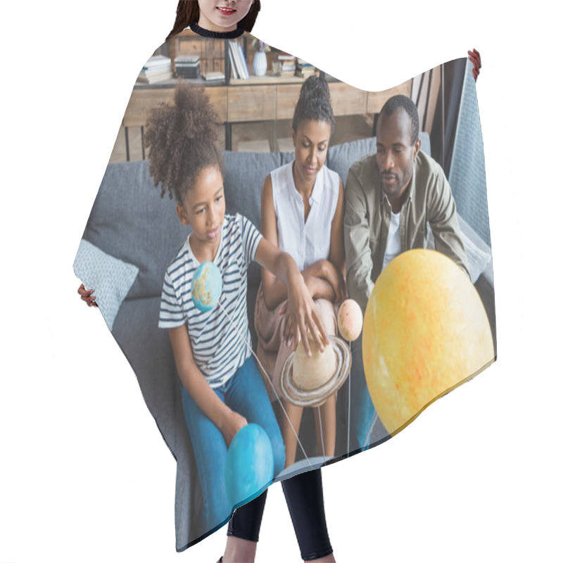 Personality  Girl And Parents With Solar System Model Hair Cutting Cape