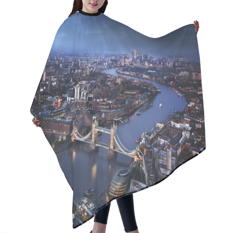 Personality  London Aerial View With Tower Bridge, UK Hair Cutting Cape