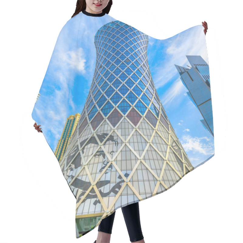 Personality  Tornado Tower Doha Hair Cutting Cape