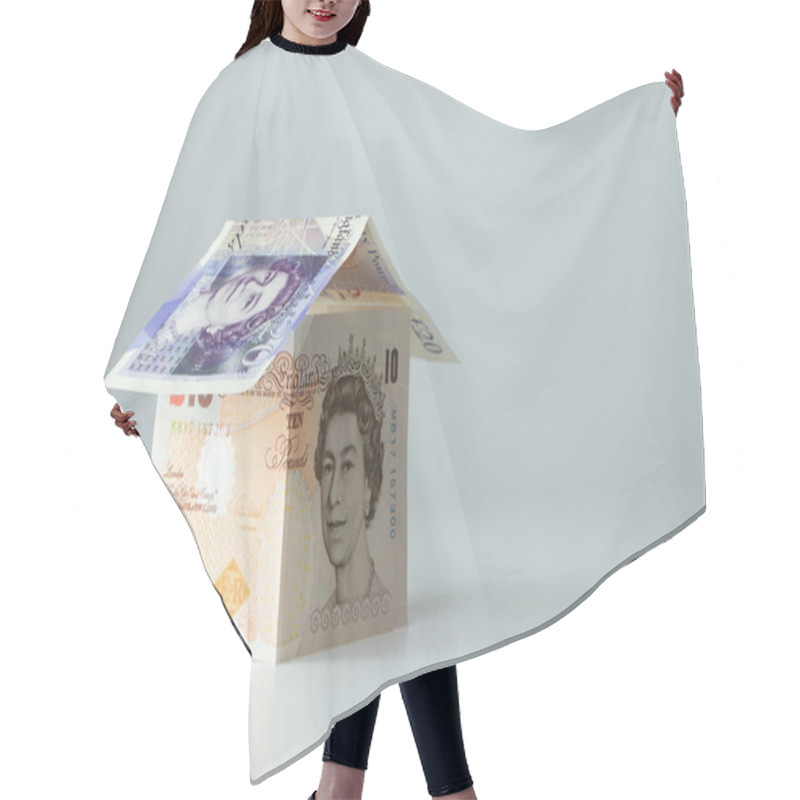 Personality  House Made Of Pound Banknotes Hair Cutting Cape