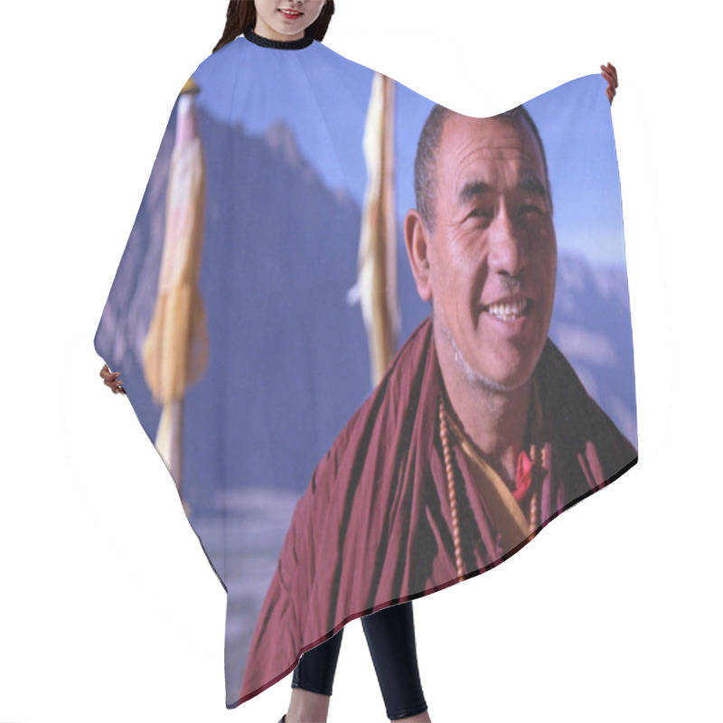 Personality  Tibetan Buddhism Hair Cutting Cape