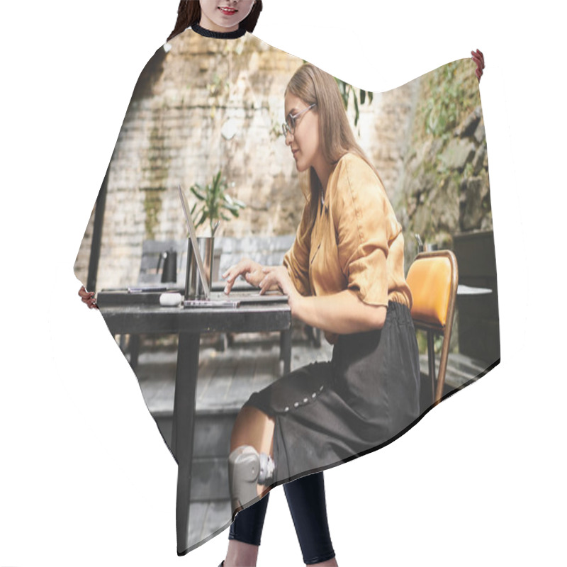 Personality  In A Cozy Cafe, A Young Woman With An Artistic Flair Works On Her Laptop While Sipping Coffee, Embracing Her Vibrant Lifestyle. Hair Cutting Cape