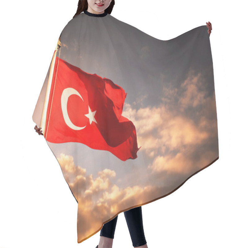 Personality  Turkish Flag Hair Cutting Cape