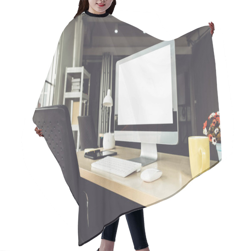 Personality  Empty Computer Monitor Screen For Design Mock Up Template Hair Cutting Cape