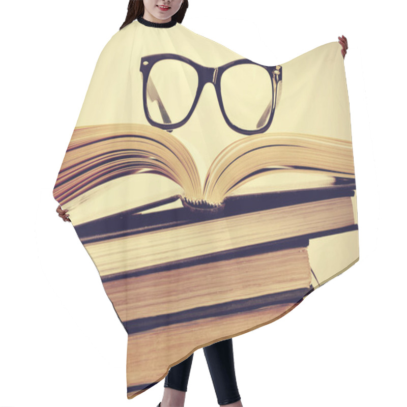 Personality  Books And Eyeglasses Hair Cutting Cape