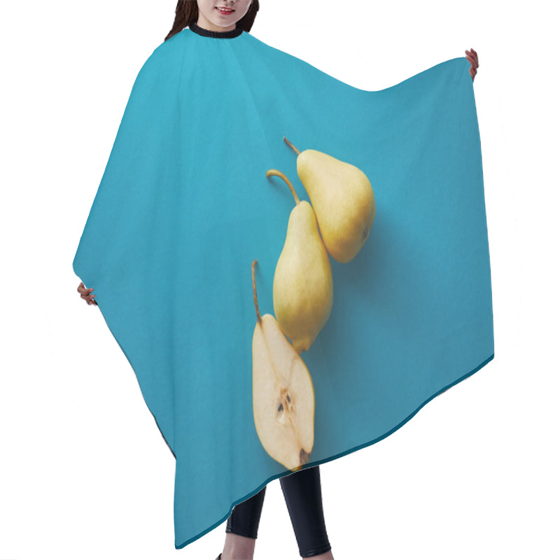 Personality  Top View Of Ripe Pears On Blue Surface Hair Cutting Cape