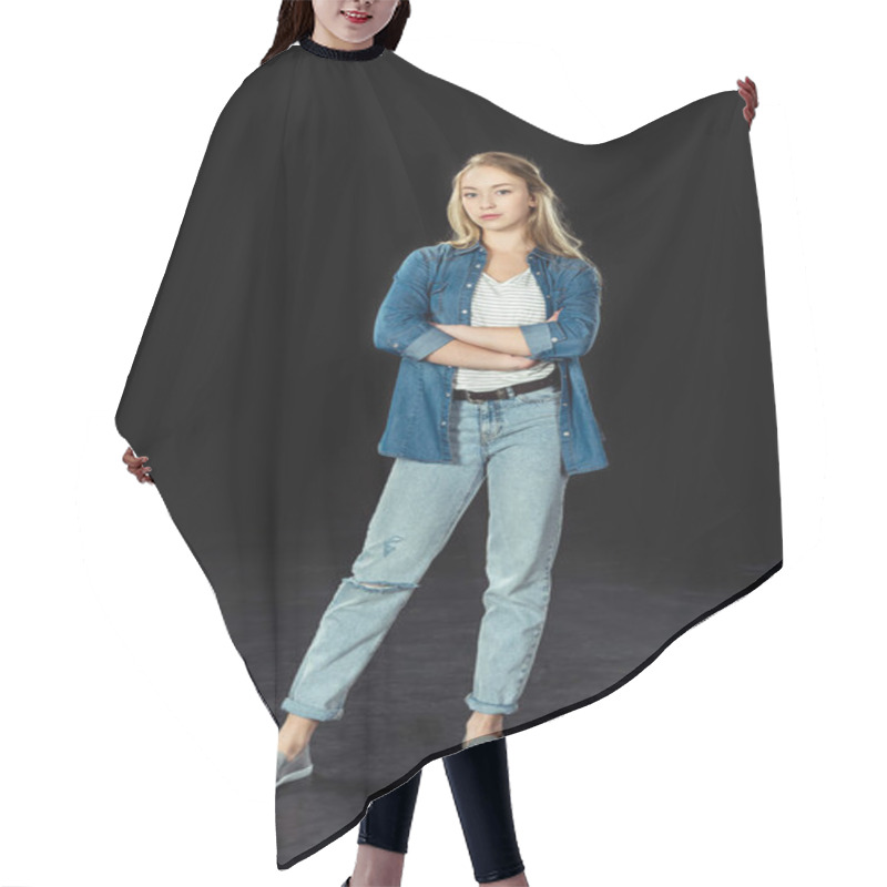 Personality  Girl Wih Crossed Arms Hair Cutting Cape