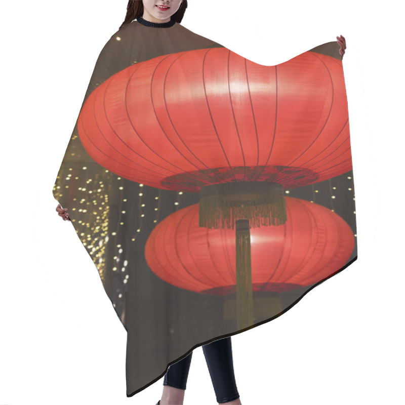 Personality  Red Chinese Lantern Hair Cutting Cape