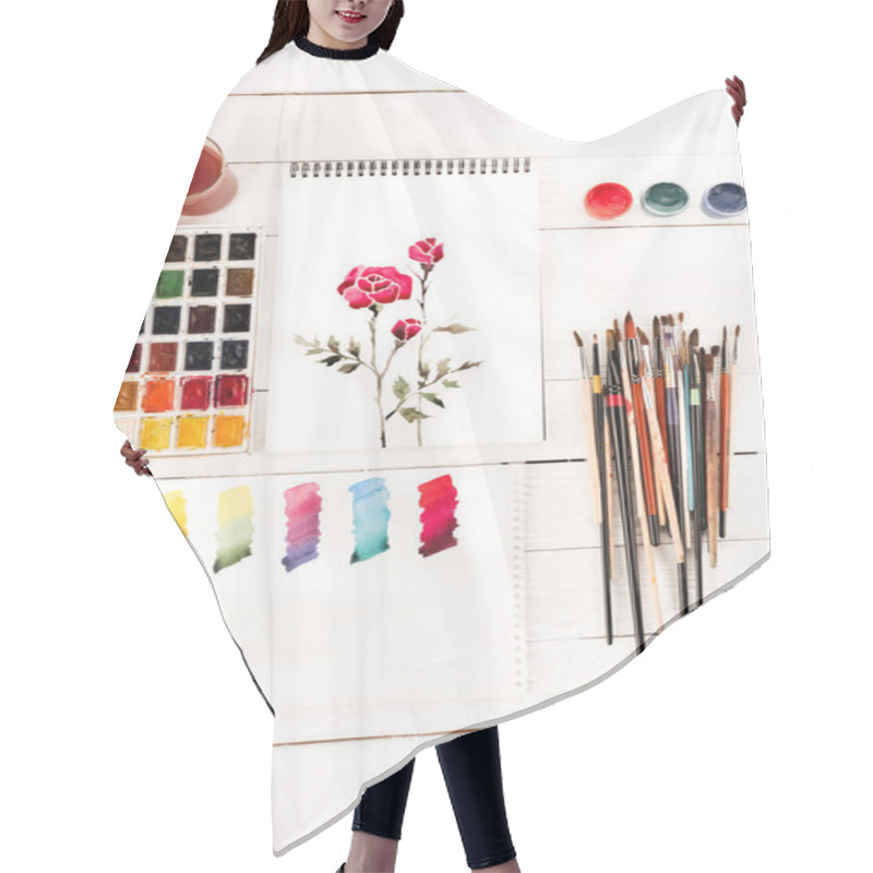 Personality  Drawing Of Flowers And Paints Hair Cutting Cape