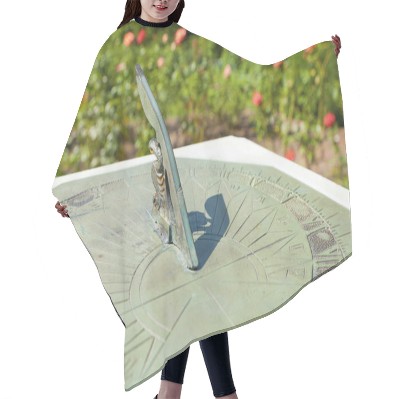 Personality  Sundial Hair Cutting Cape