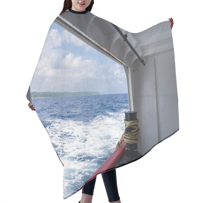 Personality  Serene Sea View From Ship's Observation Gallery In Daylight Hair Cutting Cape