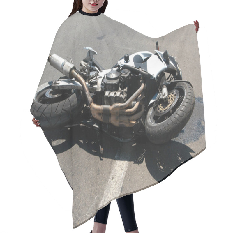 Personality  Motorbike Accident Hair Cutting Cape