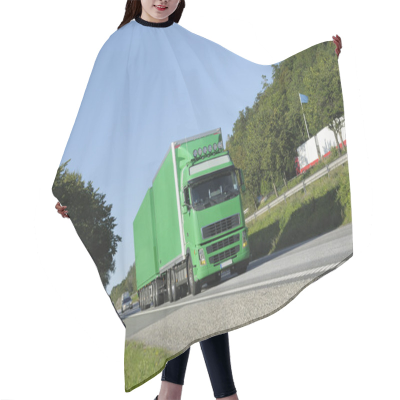 Personality  Truck On Freeway Hair Cutting Cape