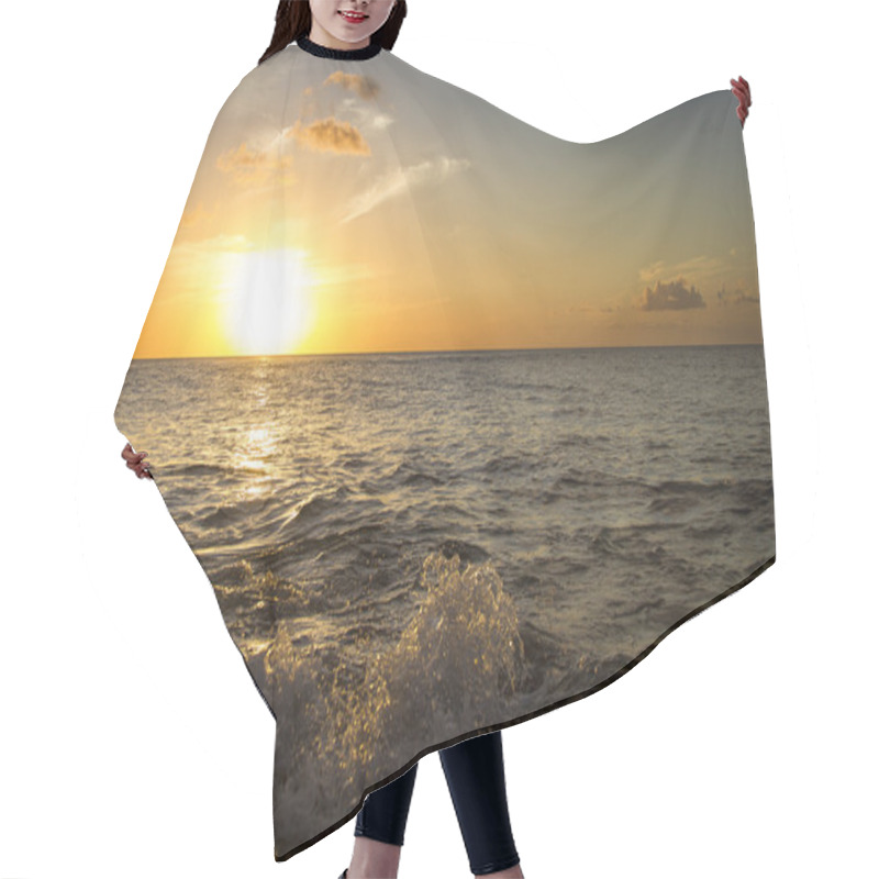 Personality  Splashing Sunset Hair Cutting Cape