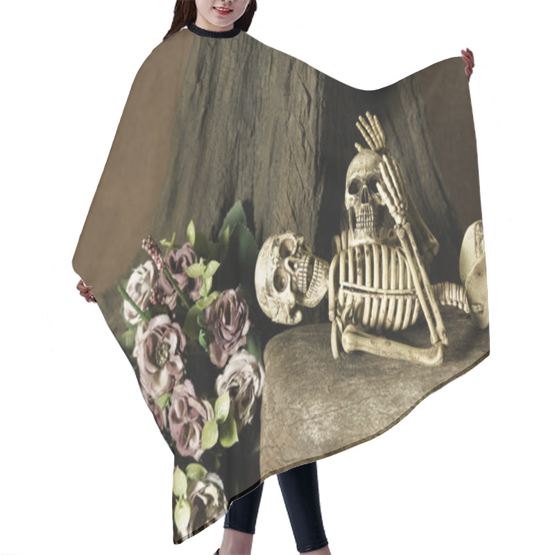 Personality  Still Life With Skull, Love Story Set Hair Cutting Cape