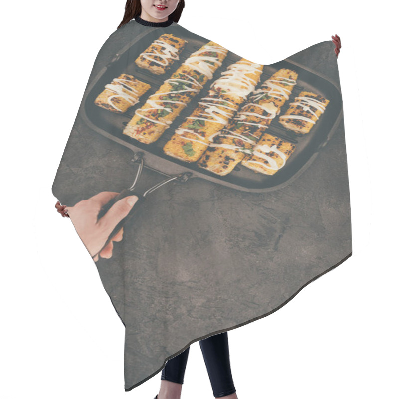 Personality  Woman Holding Grill Pan With Corn Hair Cutting Cape