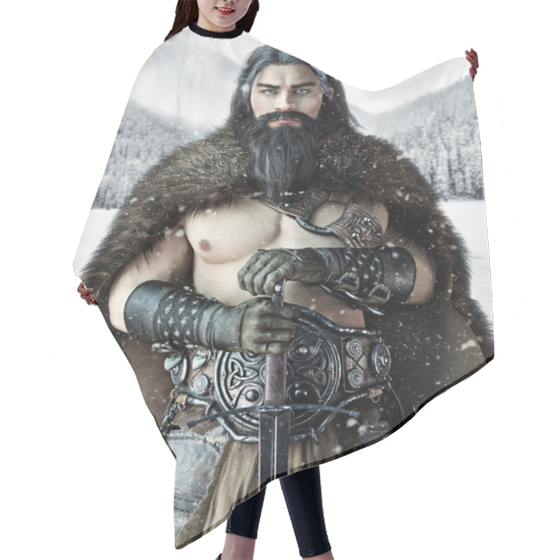 Personality  Portrait Of A Male Viking Chieftain Or Jarl Posing In His Norther Homeland With A Light Snow Falling.Warrior Is Equipped With A Long Sword, Leather Armor And Bear Skinned Coat. 3d Rendering Hair Cutting Cape