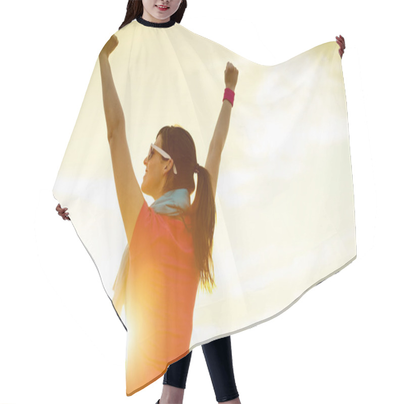 Personality  Sportswoman With Arms Up Celebrating Success Hair Cutting Cape