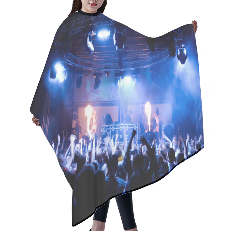 Personality  Dancing At The Concert, Anonymous Hair Cutting Cape